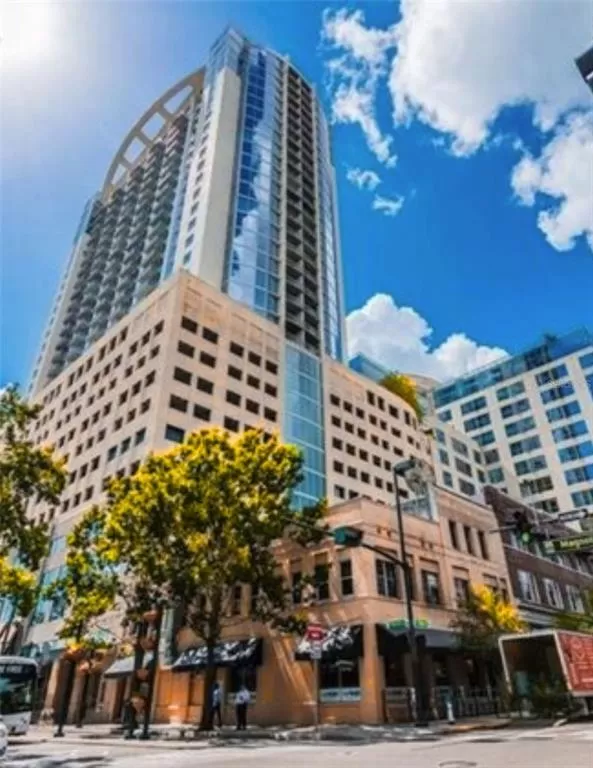 MLS: O6299935 Condo For Sale