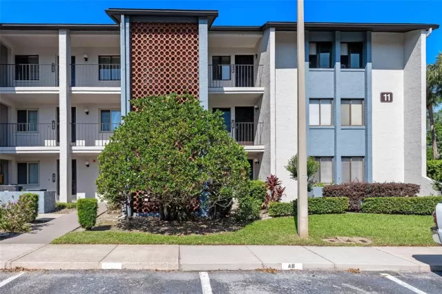 MLS: O6300857 Condo For Sale