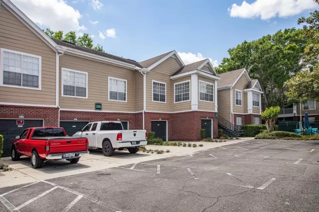 MLS: O6301444 Condo For Sale
