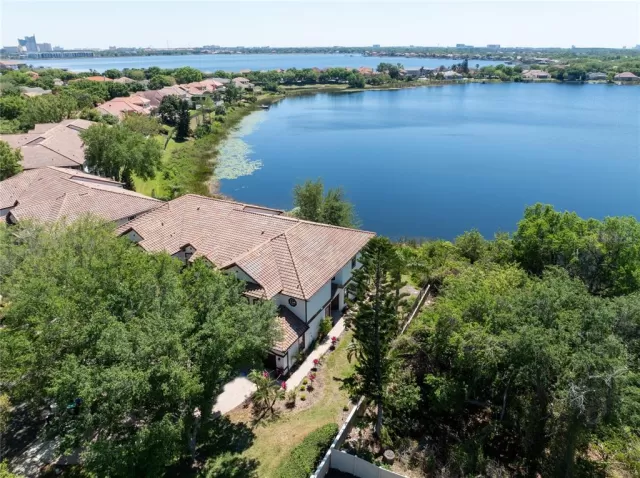 MLS: O6301482 Condo For Sale