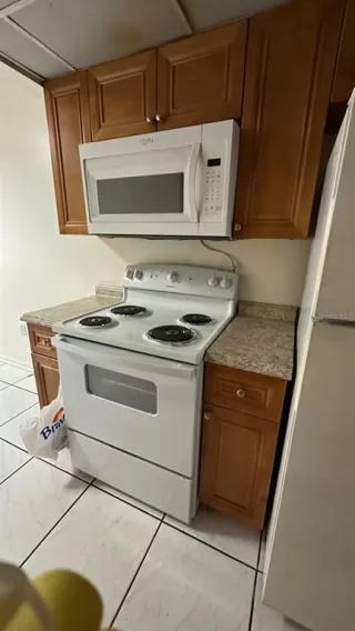 Photo #4: O6301553 Listing