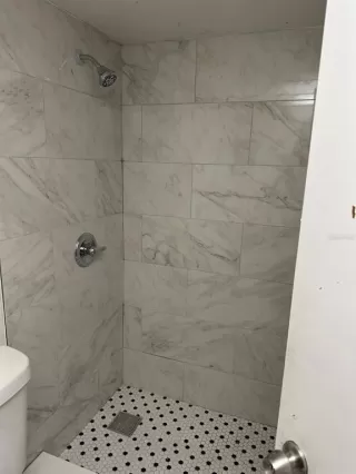 Photo #5: O6301553 Listing