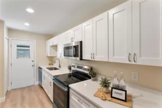 Photo #5: O6301702 Listing