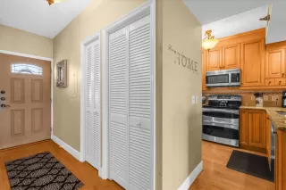 Photo #3: O6302136 Listing