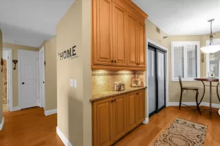 Photo #6: O6302136 Listing