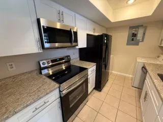 Photo #5: O6302335 Listing 