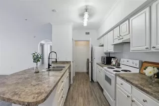 Photo #3: O6302624 Listing