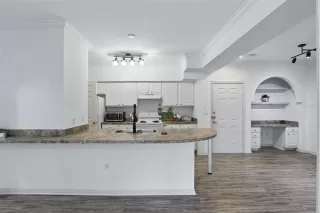 Photo #4: O6302624 Listing