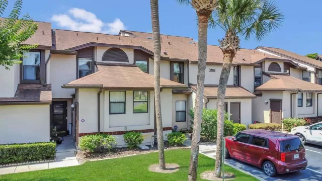 MLS: O6302896 Condo For Sale