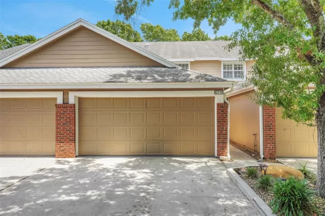 MLS: O6302919 Condo For Sale