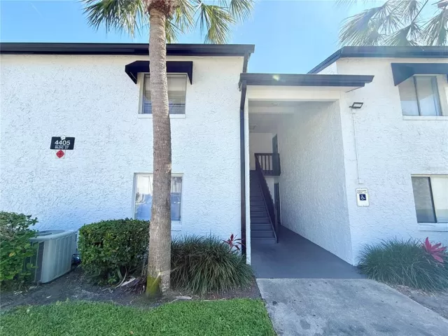 MLS: O6303037 Condo For Sale