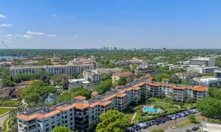 Photo #4: O6303353 Listing