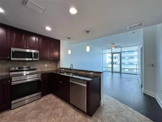 Photo #5: O6303610 Listing