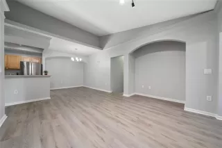 Photo #3: O6303648 Listing 