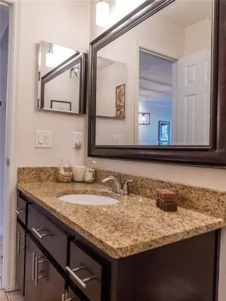 Photo #6: O6303686 Listing 