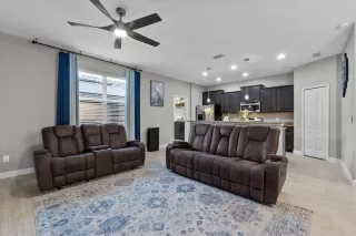 Photo #5: O6304582 Listing