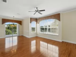 Photo #4: O6304750 Listing 