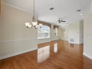 Photo #5: O6304750 Listing 