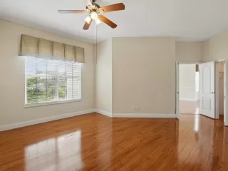 Photo #6: O6304750 Listing 