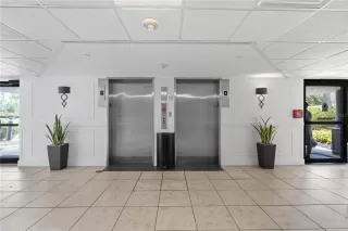 Photo #3: O6305384 Listing