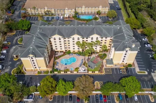MLS: O6305453 Condo For Sale