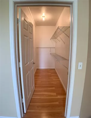 Photo #6: O6305495 Listing