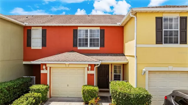 MLS: O6305633 Condo For Sale