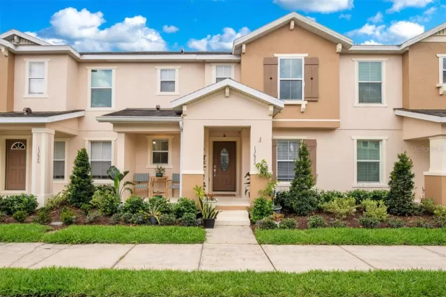 MLS: O6305691 Condo For Sale