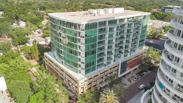 MLS: O6305733 Condo For Sale