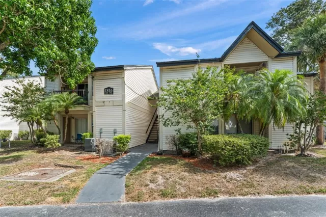 MLS: O6305912 Condo For Sale