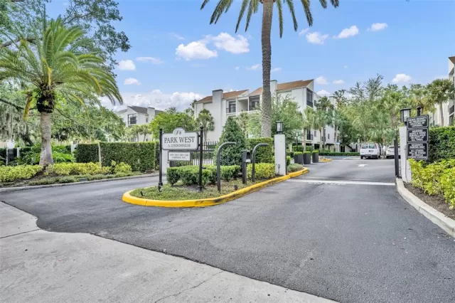 MLS: O6306090 Condo For Sale