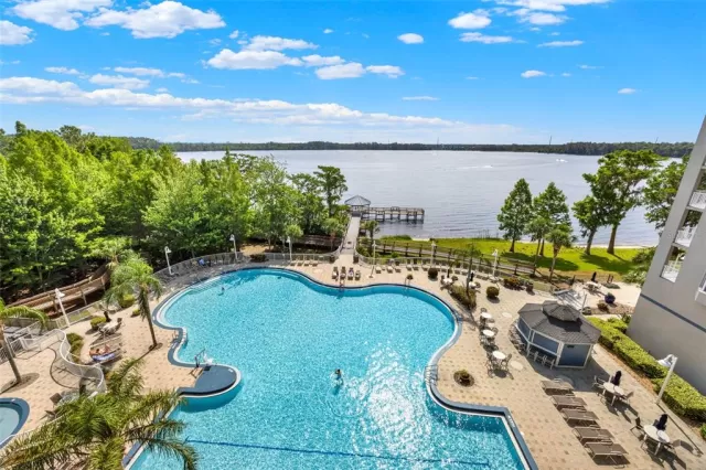 MLS: O6306259 Condo For Sale