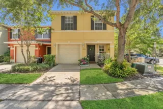 More Details about MLS # O6307097 : 13480 APPLEROSE LANE UNIT 19