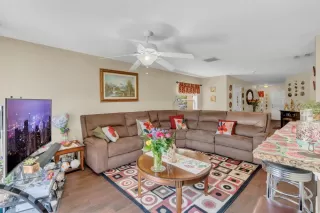 Photo #5: O6307097 Listing 