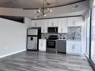 Photo #4: O6307383 Listing
