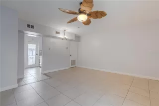 Photo #6: O6307468 Listing 