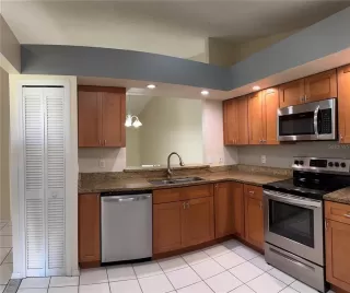 Photo #4: O6307474 Listing