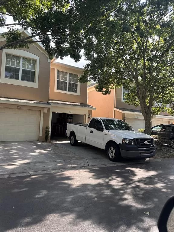 MLS: O6307781 Condo For Sale