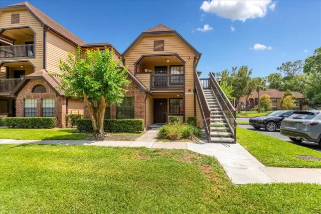 MLS: O6308371 Condo For Sale