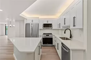 Photo #6: O6308943 Listing