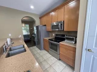 Photo #5: O6308949 Listing 