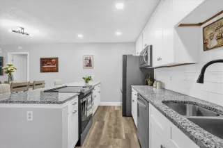 Photo #6: O6308987 Listing