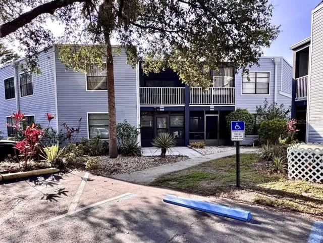 MLS: O6309154 Condo For Sale