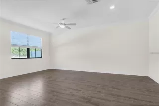 Photo #4: O6309216 Listing 