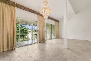 Photo #2: O6309343 Listing 