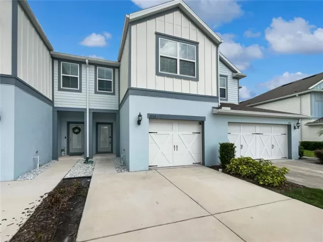 MLS: O6309486 Condo For Sale