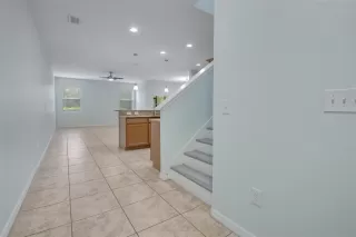 Photo #3: O6309497 Listing