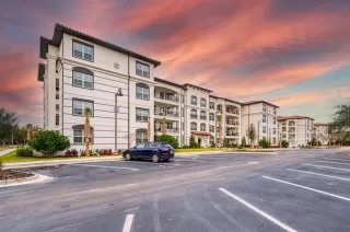 Photo #3: O6310014 Listing