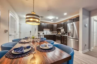 Photo #5: O6310014 Listing