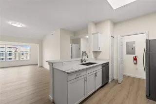 Photo #5: O6310092 Listing